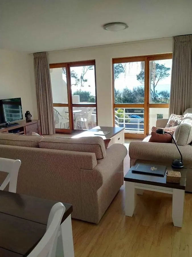 Aparthotel Camargue Beachfront Apartments Maroochydore