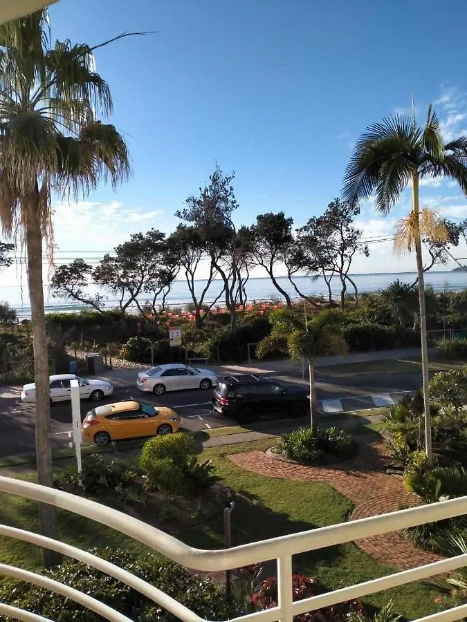 Camargue Beachfront Apartments Maroochydore Aparthotel