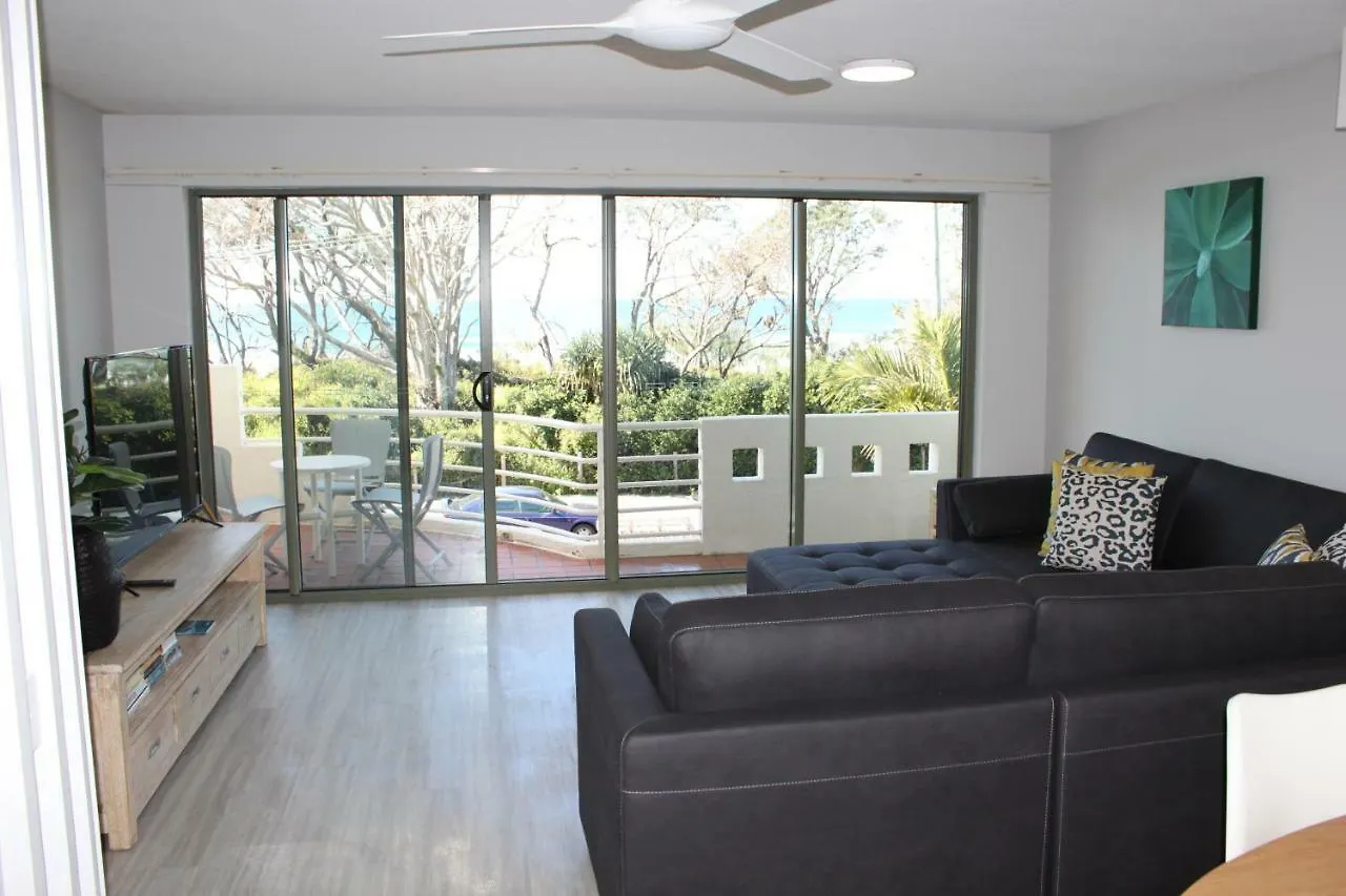 Camargue Beachfront Apartments Maroochydore Aparthotel