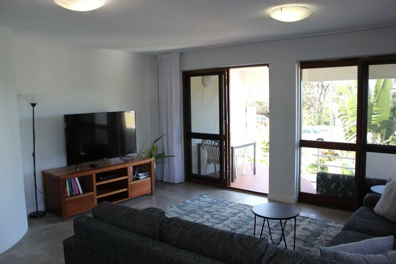 Camargue Beachfront Apartments Maroochydore 3*,